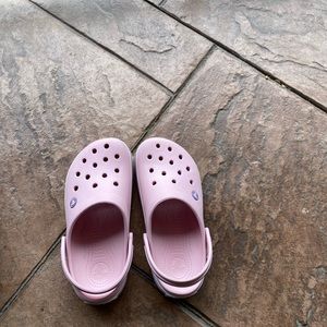 Light pink Crocs. Gently used. Excellent condition. Women’s size 8